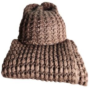 2-Piece Knit Scarf & Beanie Set | Neutral Brown | One Size
